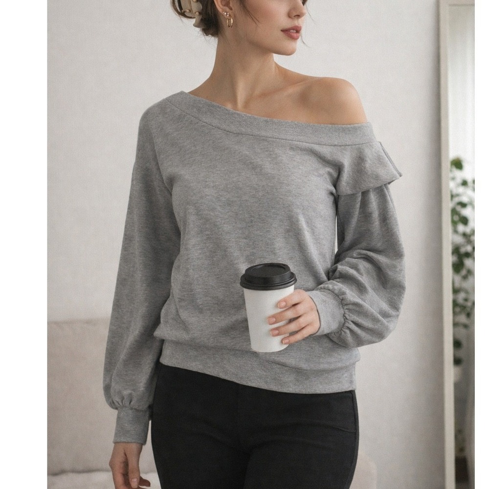 Awoo Gray Off Shoulder Balloon Sleeve Top Modern Minimal Model Off Duty Size L